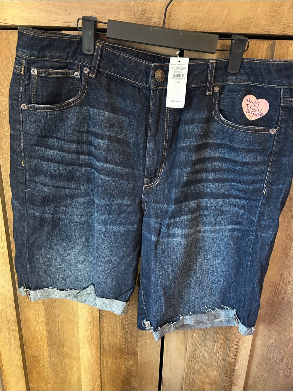 AE TOMGIRL BERMUDA SHORTS SIZE 18